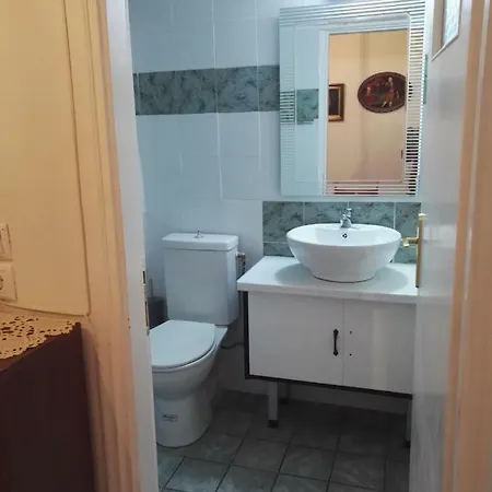 Nancy -ματση 8,λουτρακι κορινθιας. Apartment Loutraki (Corinthia)